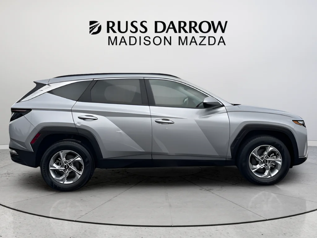 Used 2023 Silver Hyundai SEL image 6