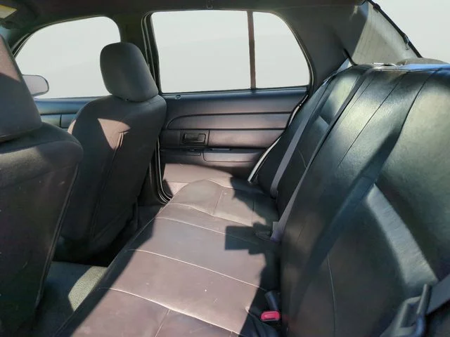 Used 2010  Ford Police Interceptor image 16