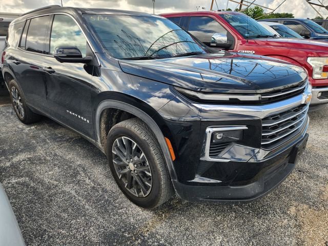 2025 Chevrolet Traverse FWD LT's photo
