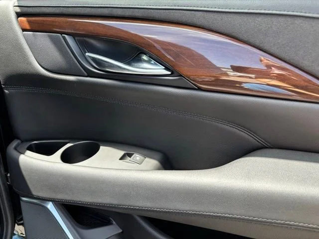 Used 2020 Black Cadillac Luxury image 21