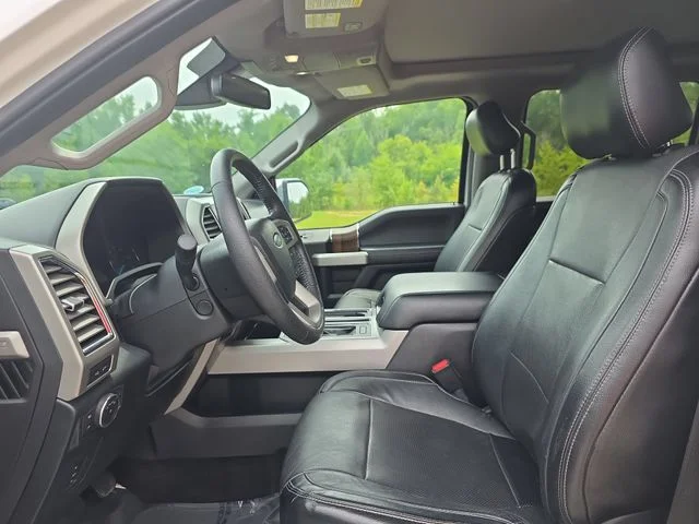 Used 2016 White Ford Lariat image 15
