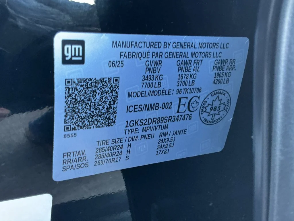 Certified Used 2025 Onyx Black GMC Denali image 25