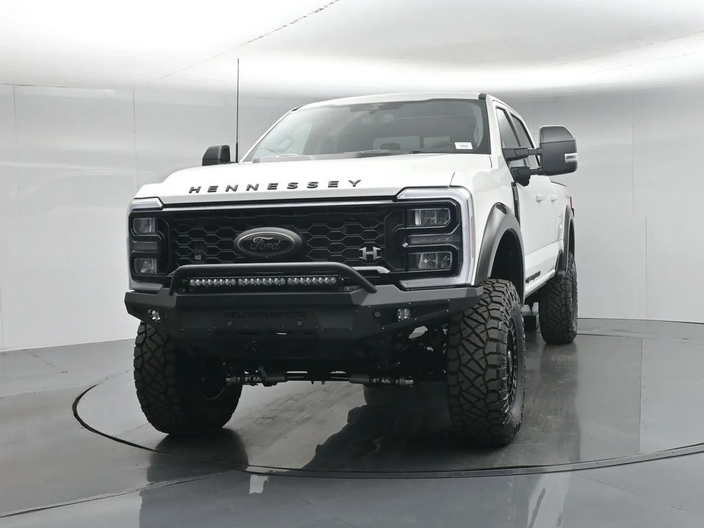 New 2026 Star White Metallic Tri-Coat Ford Lariat image 59