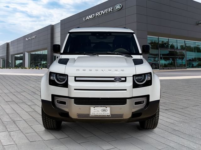 Used 2020 White Land Rover S image 8