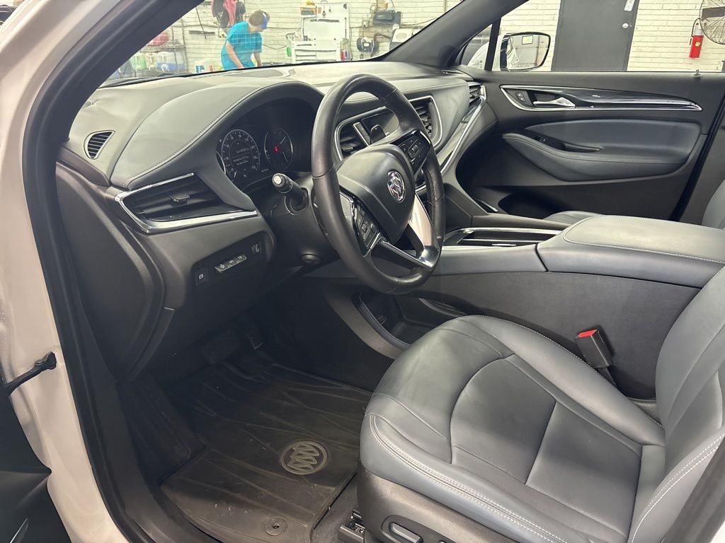 Used 2024 White Buick Premium Group image 9