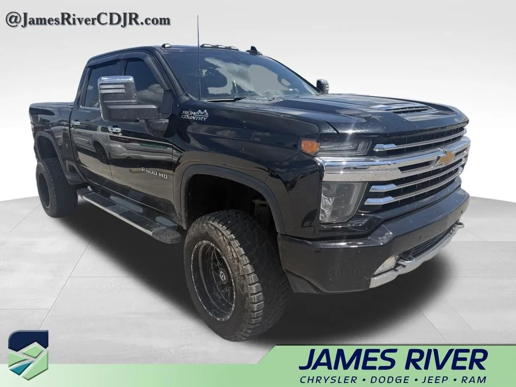 Used 2020 Black Chevrolet High Country image 4