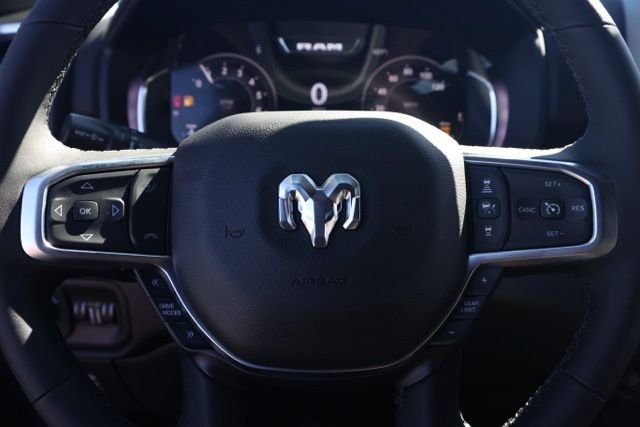 New 2026 Billet Silver Metallic Clear-Coat Exterior Paint RAM Big Horn/Lone Star image 23