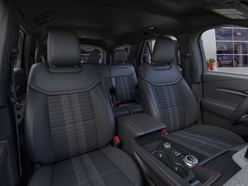 New 2025 Star White Metallic Tri-Coat Ford ST-Line image 10