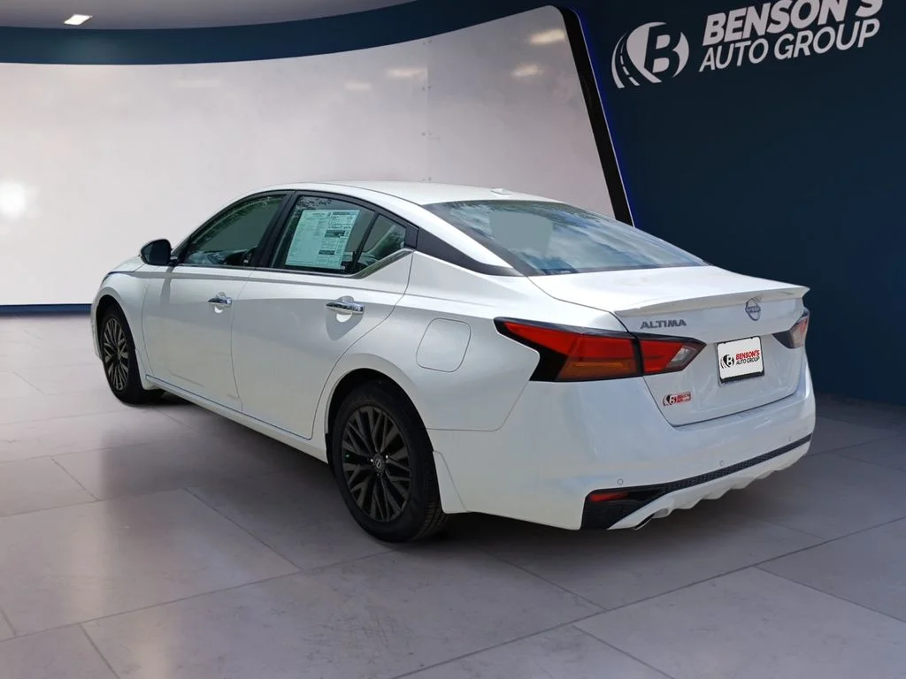New 2025 Pearl White TriCoat Nissan SV Special Edition image 3