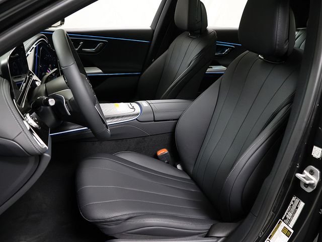 New 2026 Graphite Grey Metallic Mercedes-Benz E 450 image 10