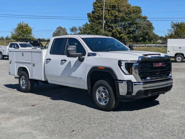 New 2025 Summit White GMC Pro image 3