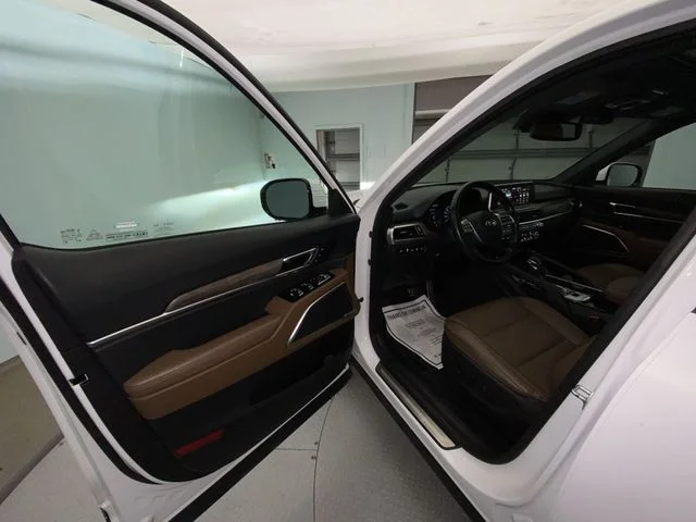Used 2021 White Kia SX image 11