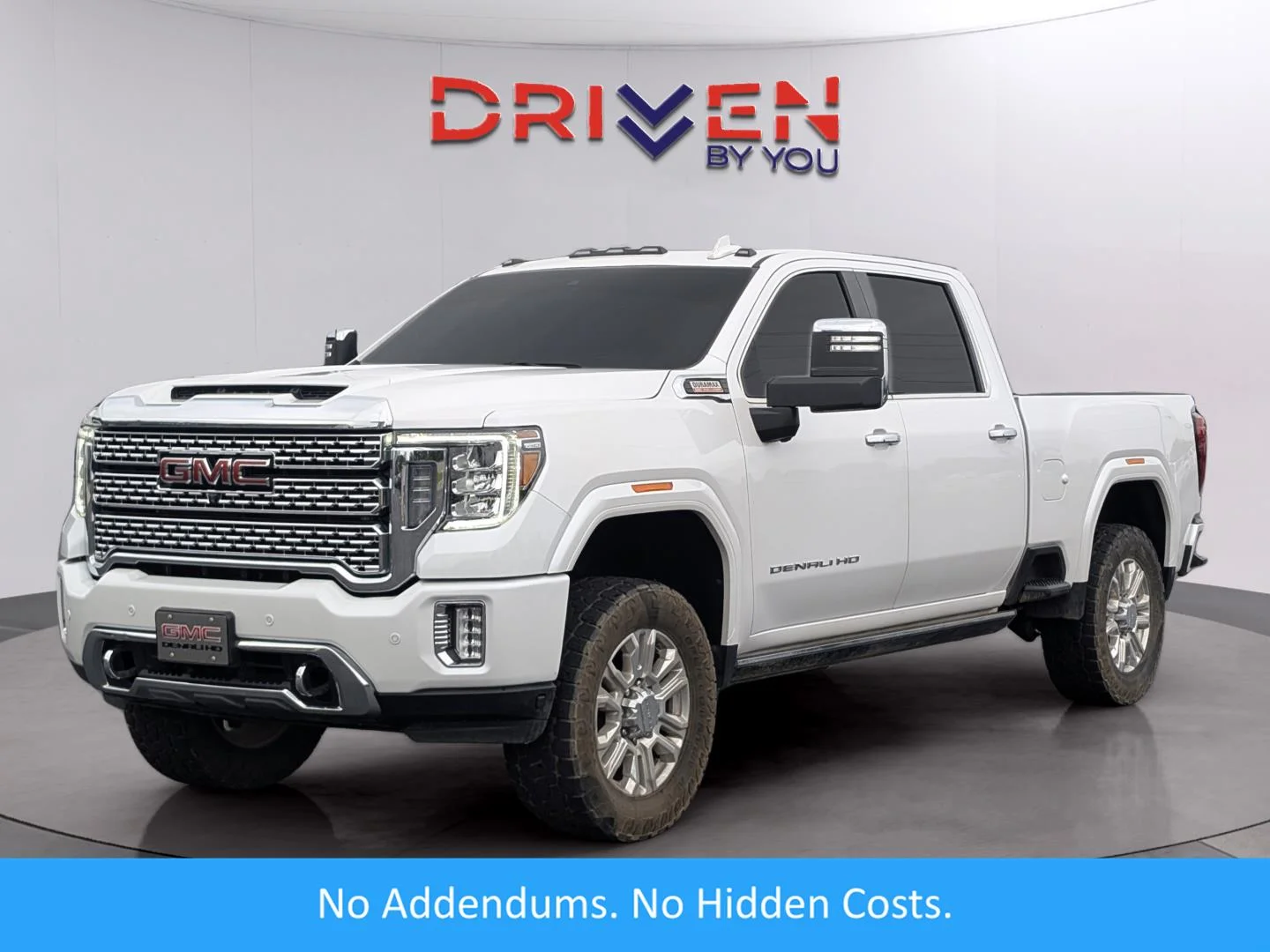 Used 2023 White Frost Tricoat GMC Denali image 1