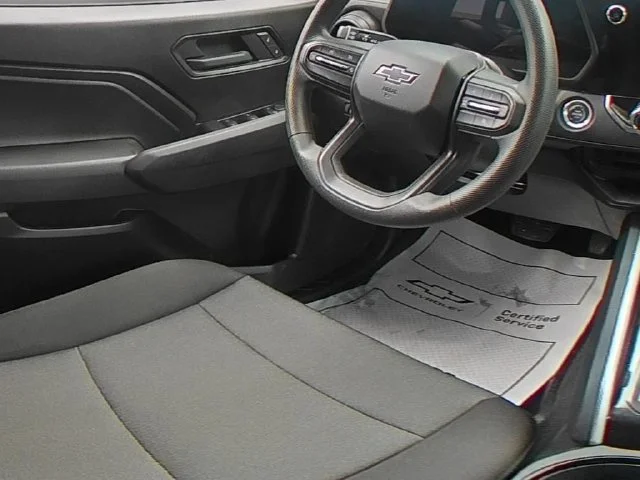 Used 2025 Red Chevrolet Trail Boss image 38