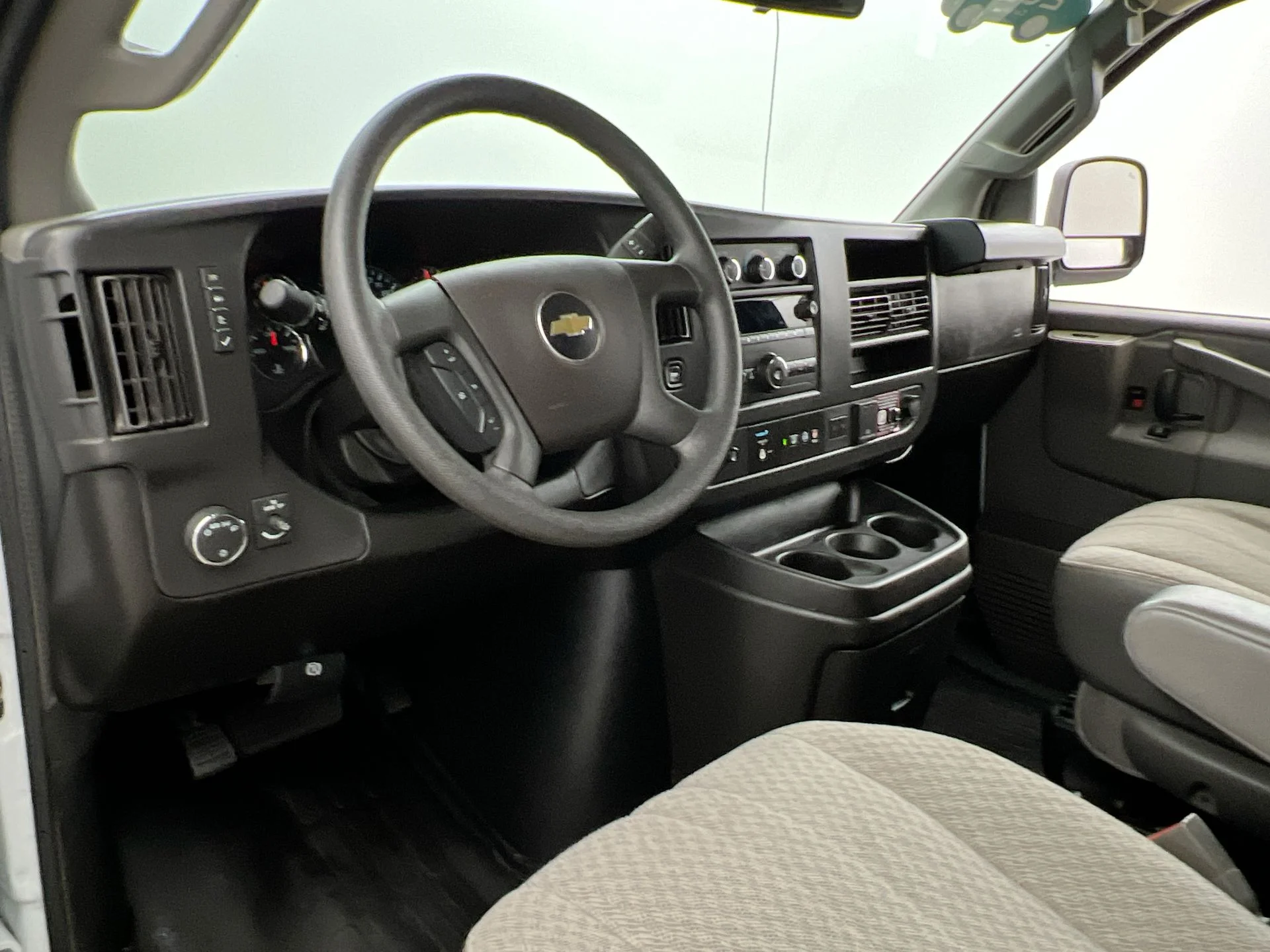 Certified Used 2025 White Chevrolet LT image 7