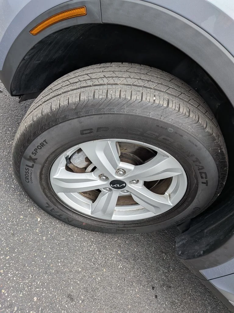 Certified Used 2023 Grey Kia LX image 9