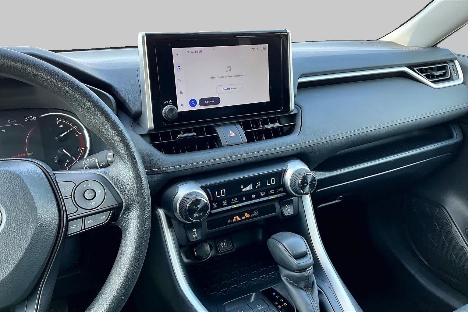 Used 2025 Ice Cap Toyota XLE image 7
