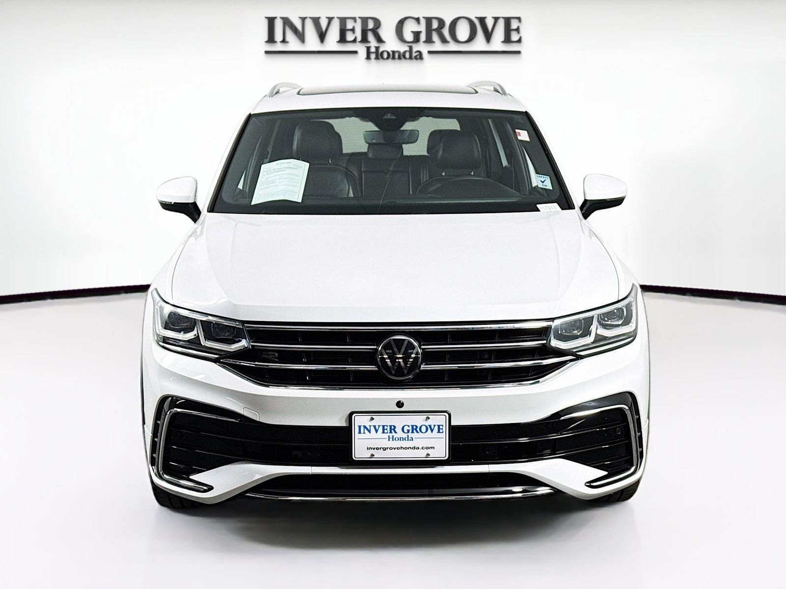 Used 2022 Volkswagen Tiguan SEL R-LINE with VIN 3VV4B7AX6NM036619 for sale in Inver Grove Heights, Minnesota