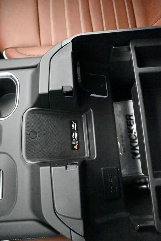 2026 GMC Sierra 3500HD Denali Ultimate - Photo 16