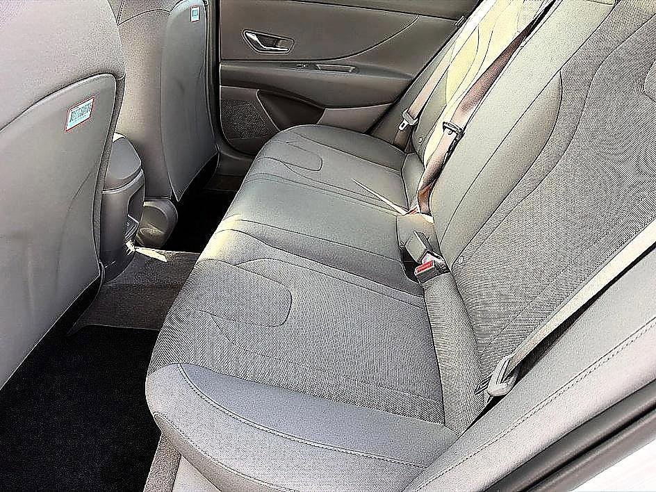 New 2026 Serenity White Hyundai SE image 21