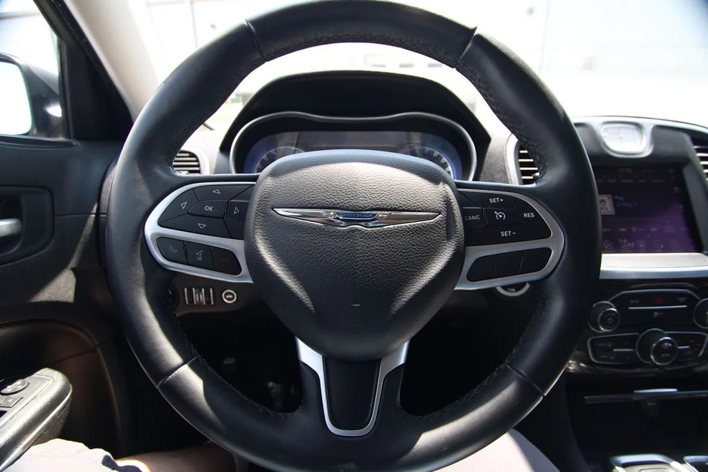 Used 2017 Gray Chrysler Limited image 19