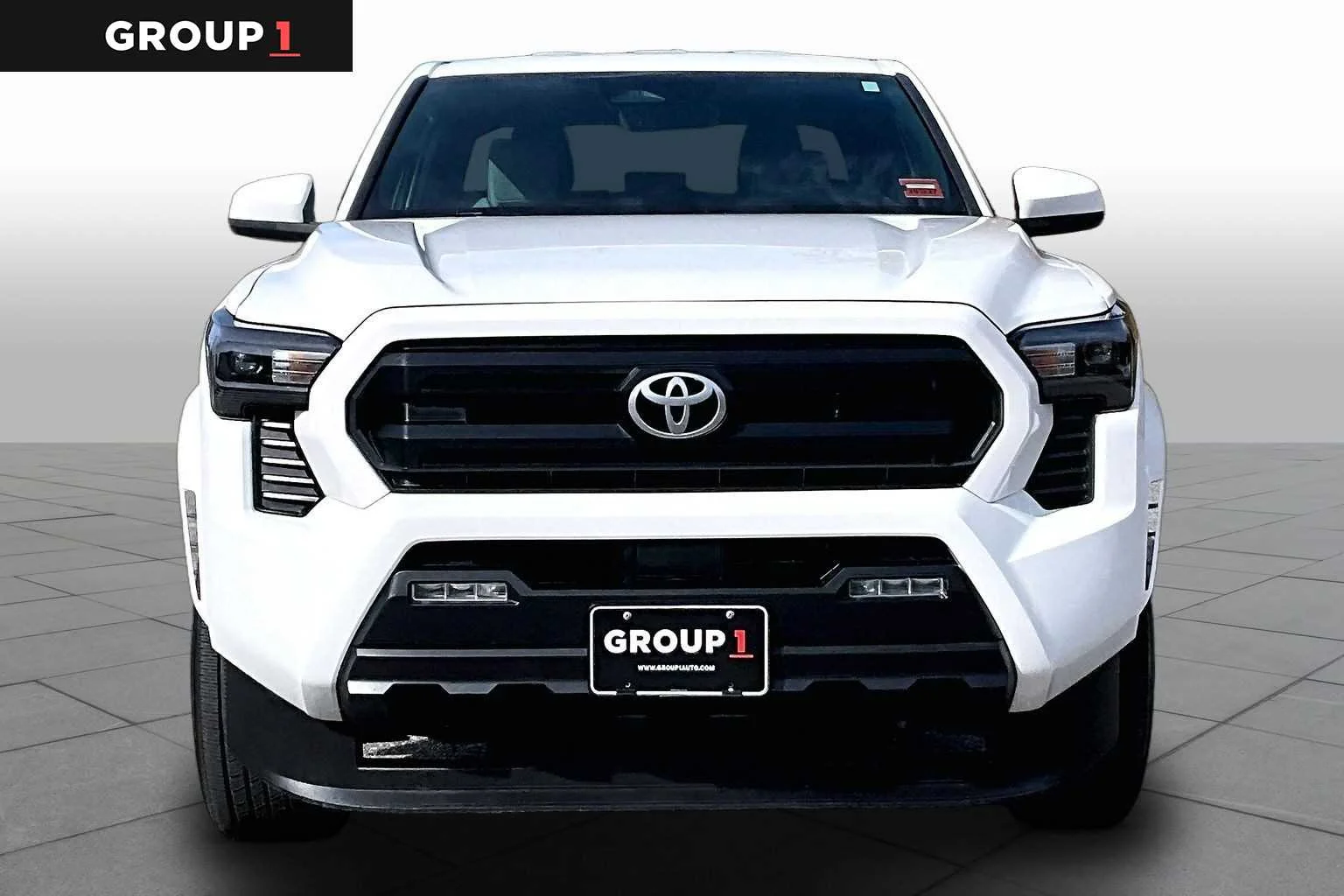 Certified Used 2025 Ice Cap Toyota SR5 image 3