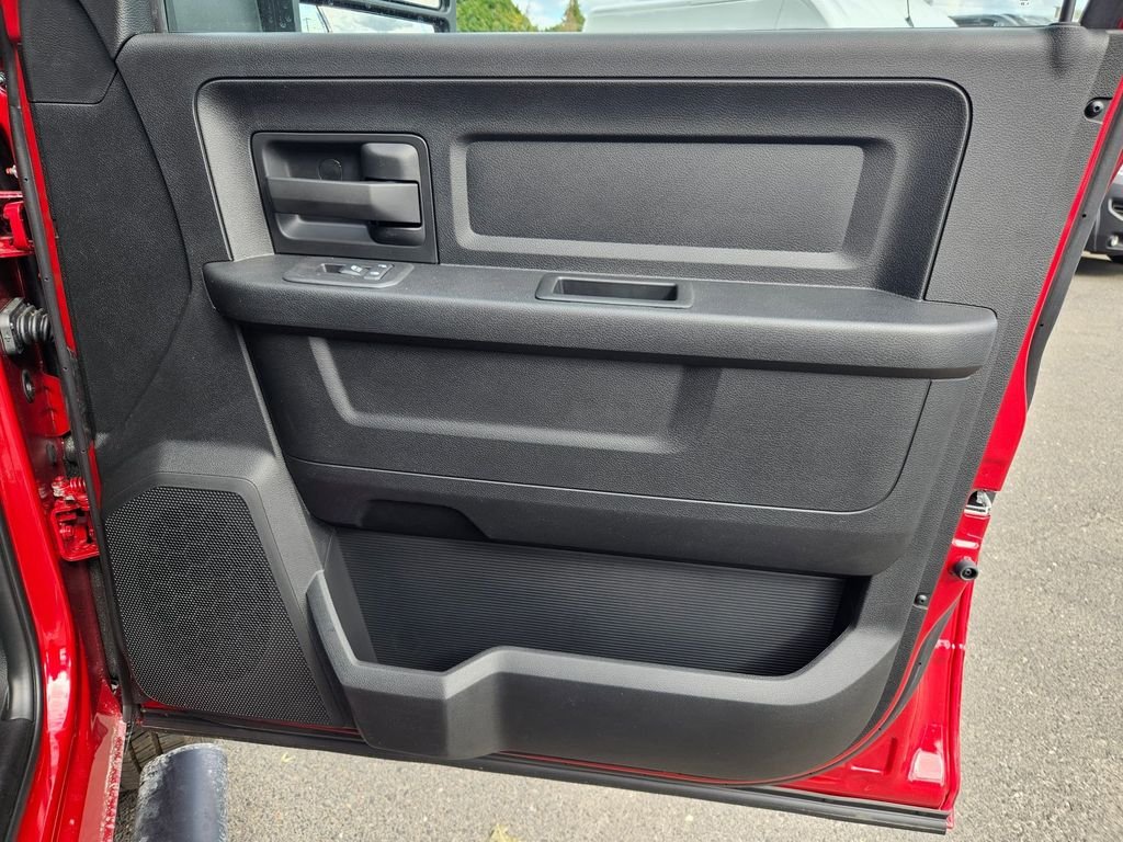 2025 RAM 2500 Tradesman - Photo 17