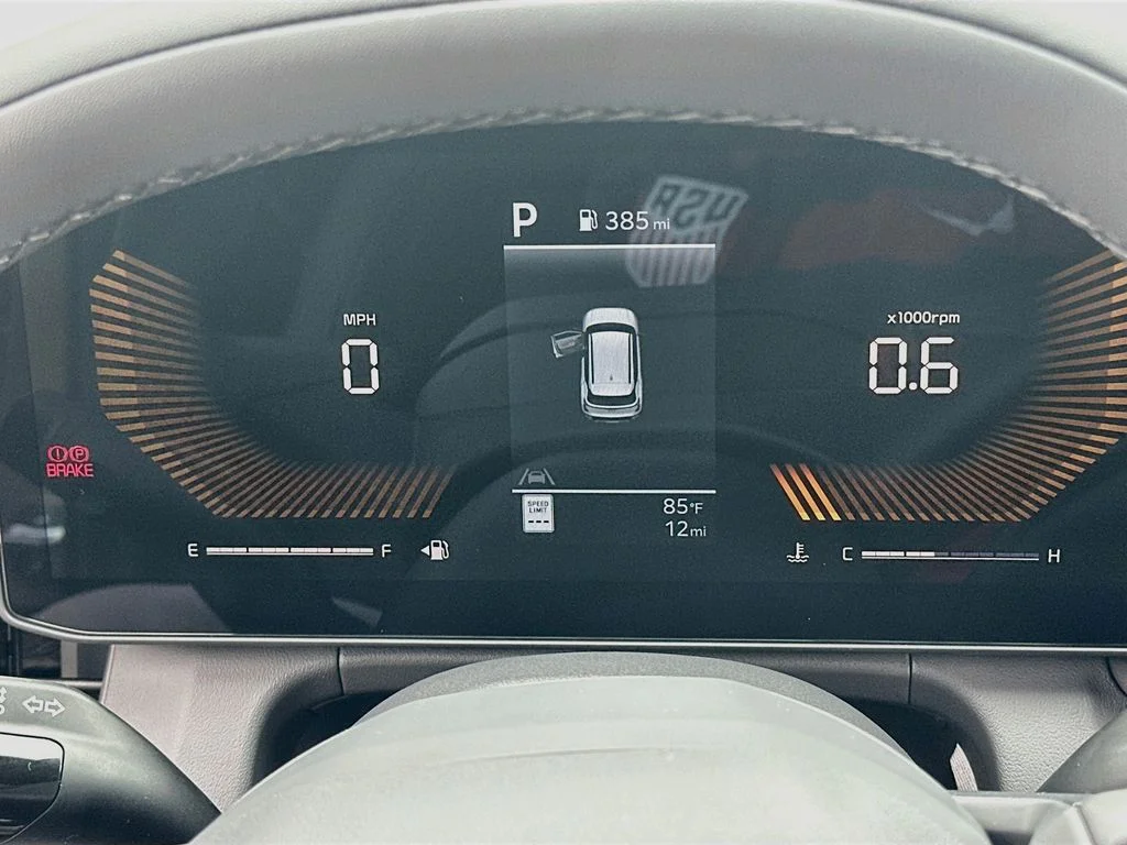 New 2027 Terrain Brown / Black Roof Kia X-Line image 12