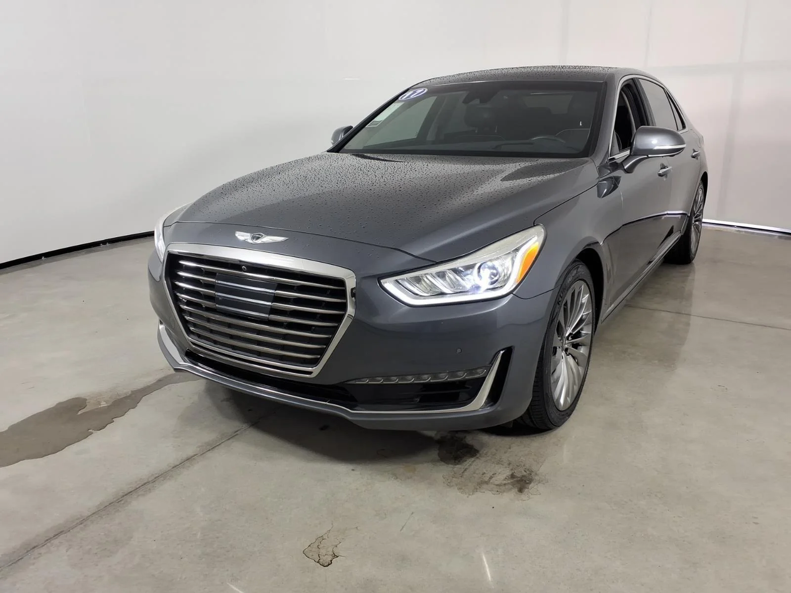 Used 2017 London Gray Metallic Genesis 3.3T Premium image 18