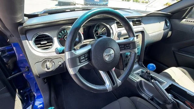 2013 Ford Mustang GT - Photo 28