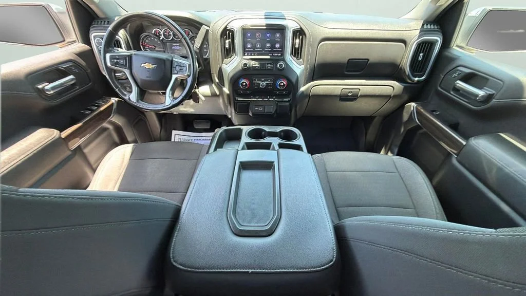 Used 2020 SUMMIT WHITE Chevrolet LT image 31