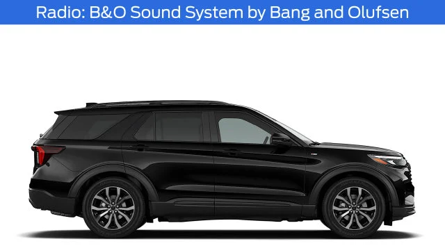 New 2027 Agate Black Metallic Ford ST-Line image 5
