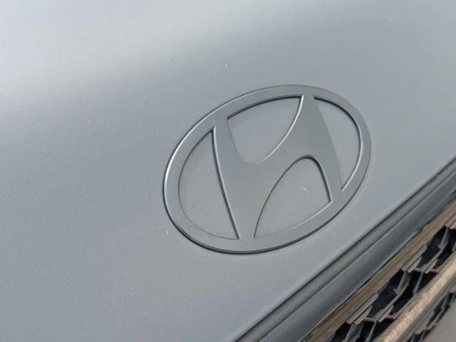 Used 2025 Gray Hyundai Calligraphy image 17