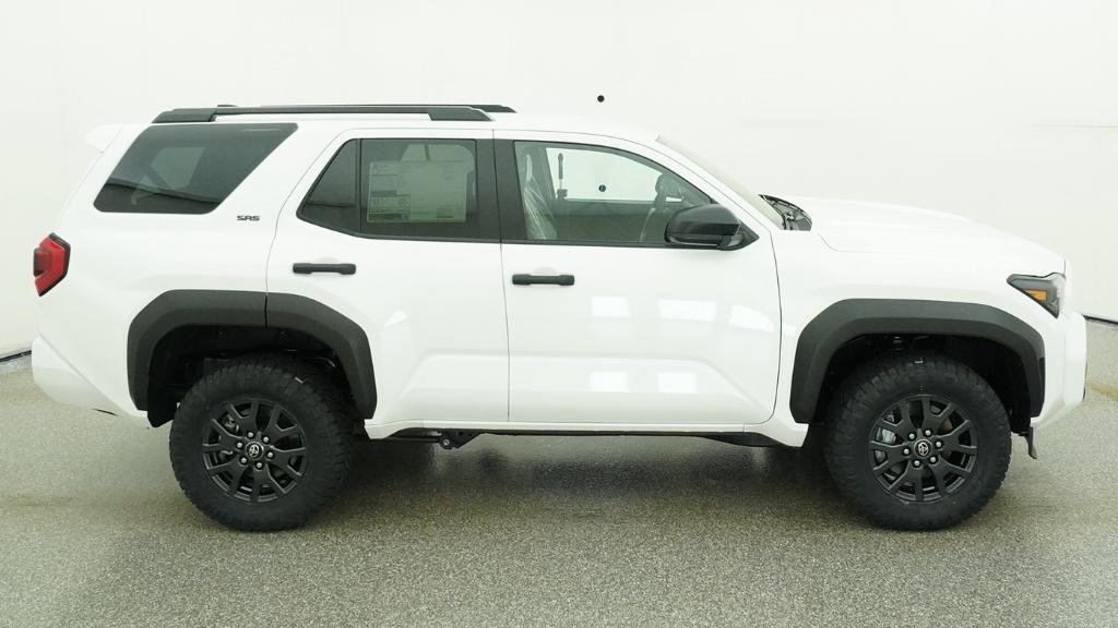 New 2026 Ice Cap Toyota SR5 image 30