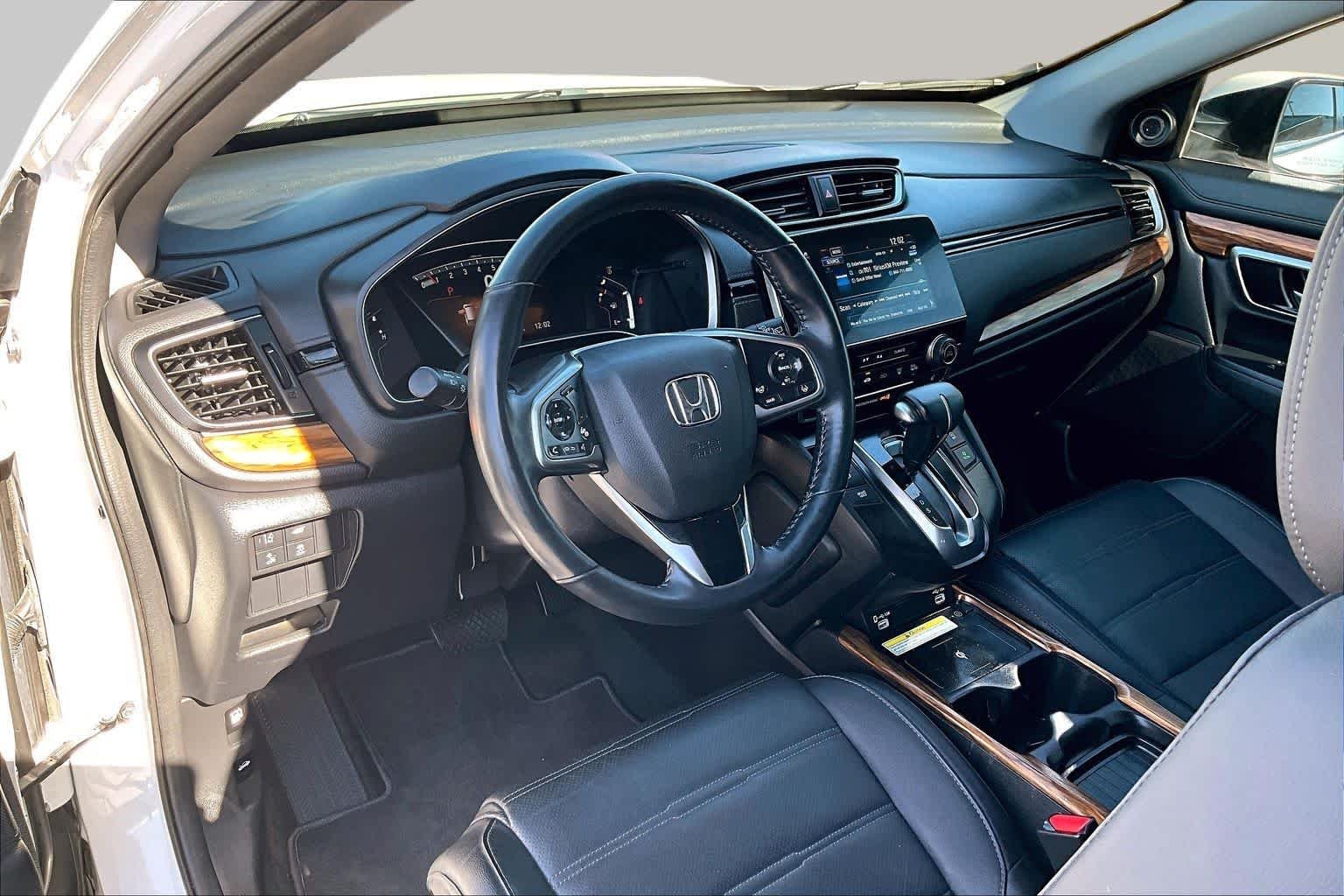 Used 2021 Platinum White Pearl Honda Touring image 18