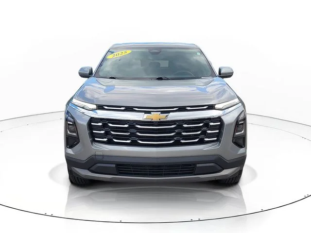 Used 2025 Gray Chevrolet LT image 2
