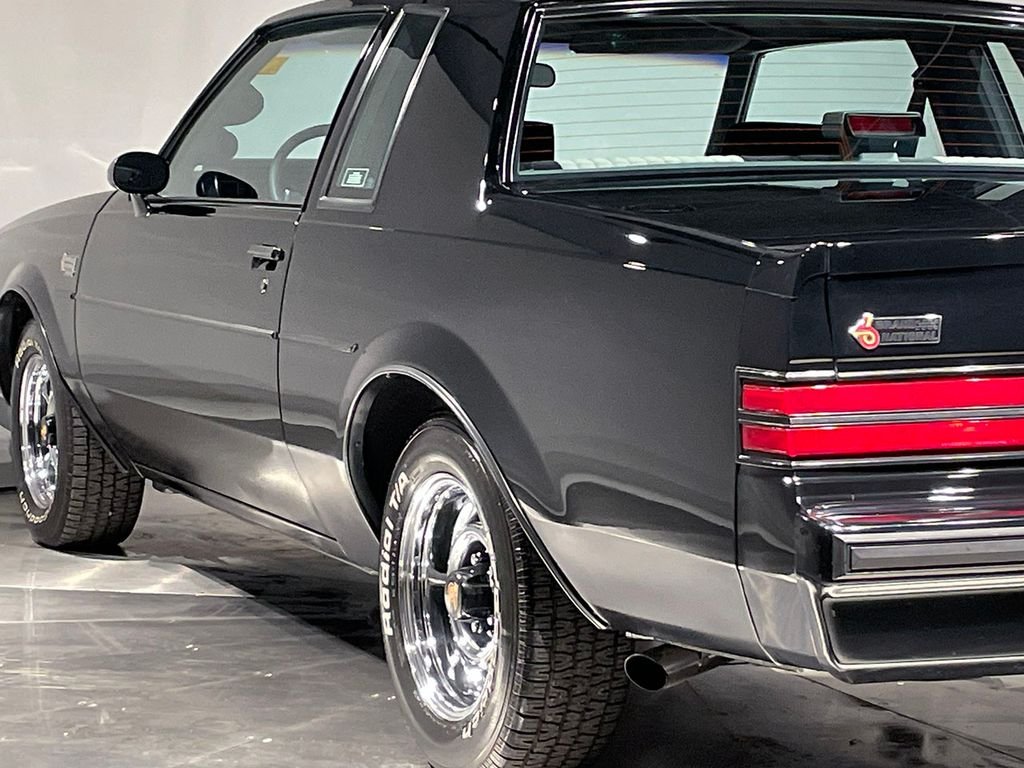 Used 1987 Black Buick Grand National image 31