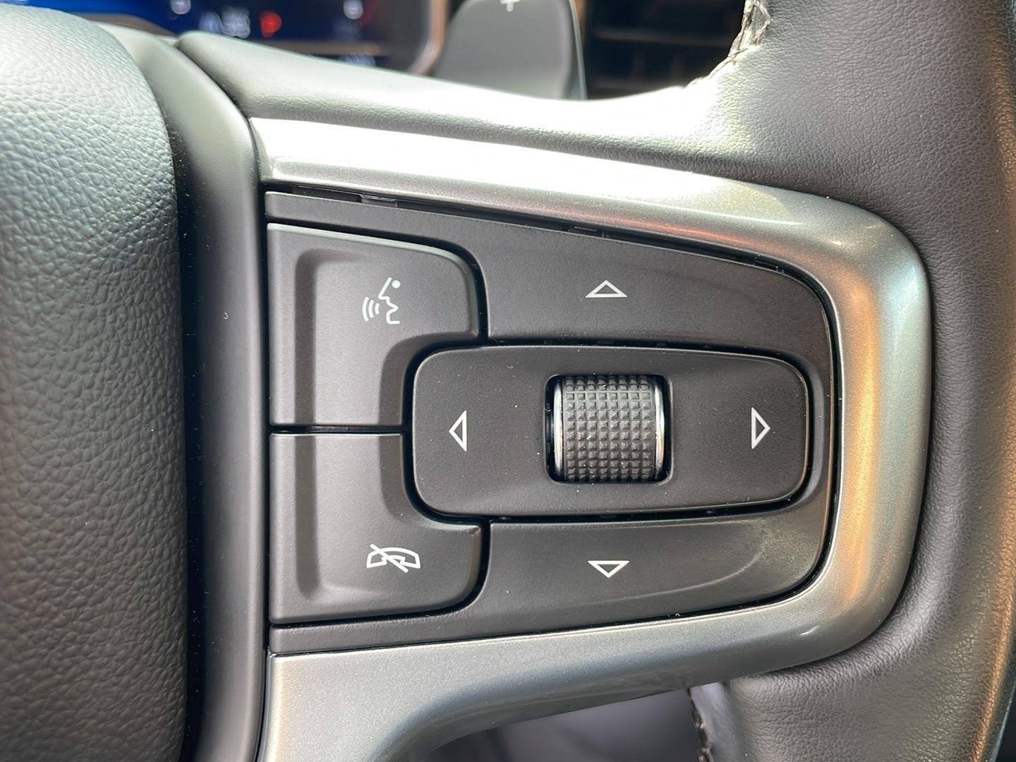 Used 2024 Summit White Chevrolet LTZ image 16