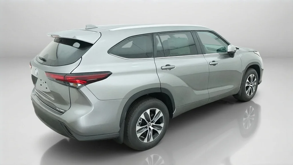 New 2026 Heavy Metal Toyota XLE image 9