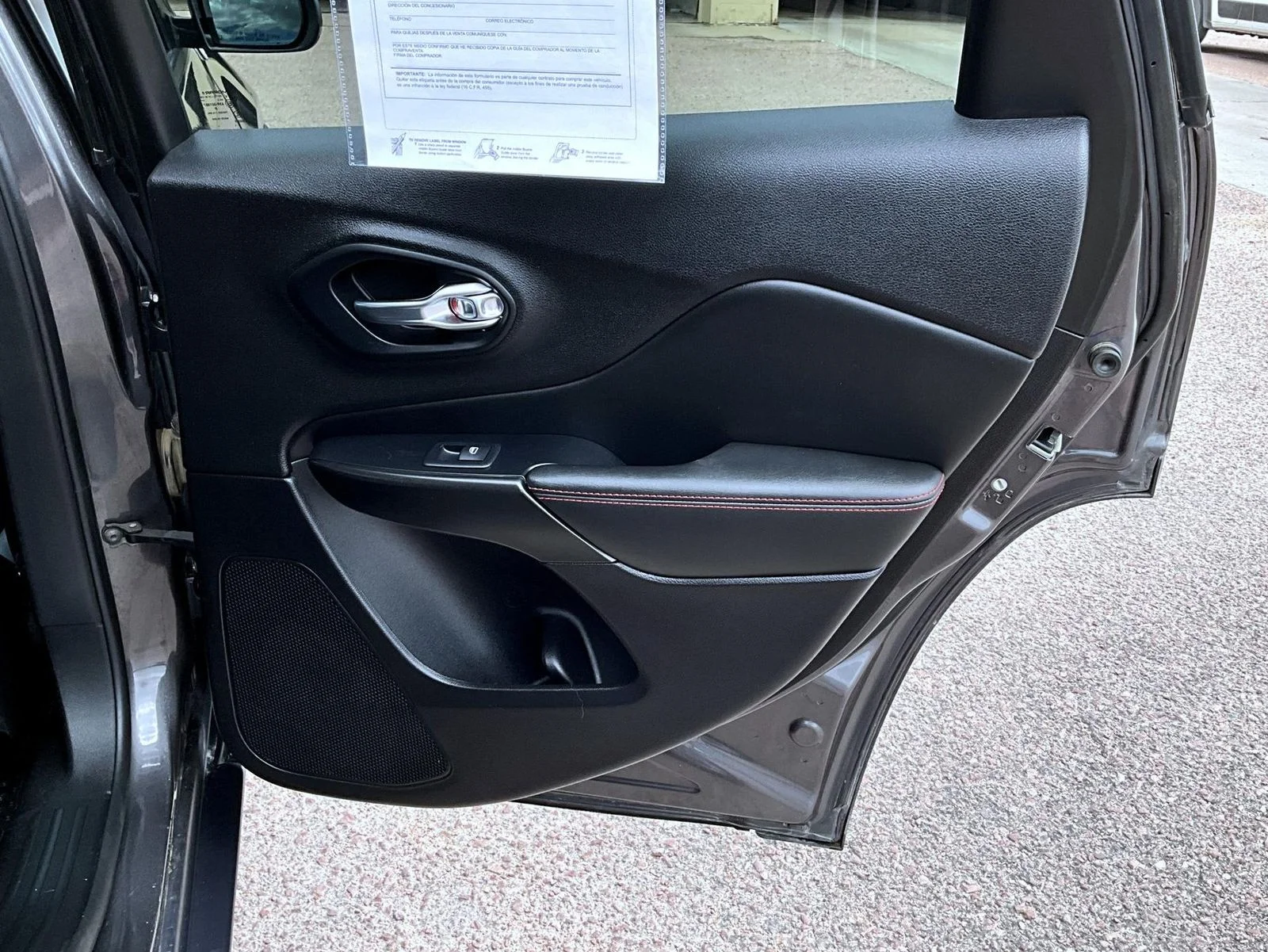 Used 2022 Gray Jeep Trailhawk image 19