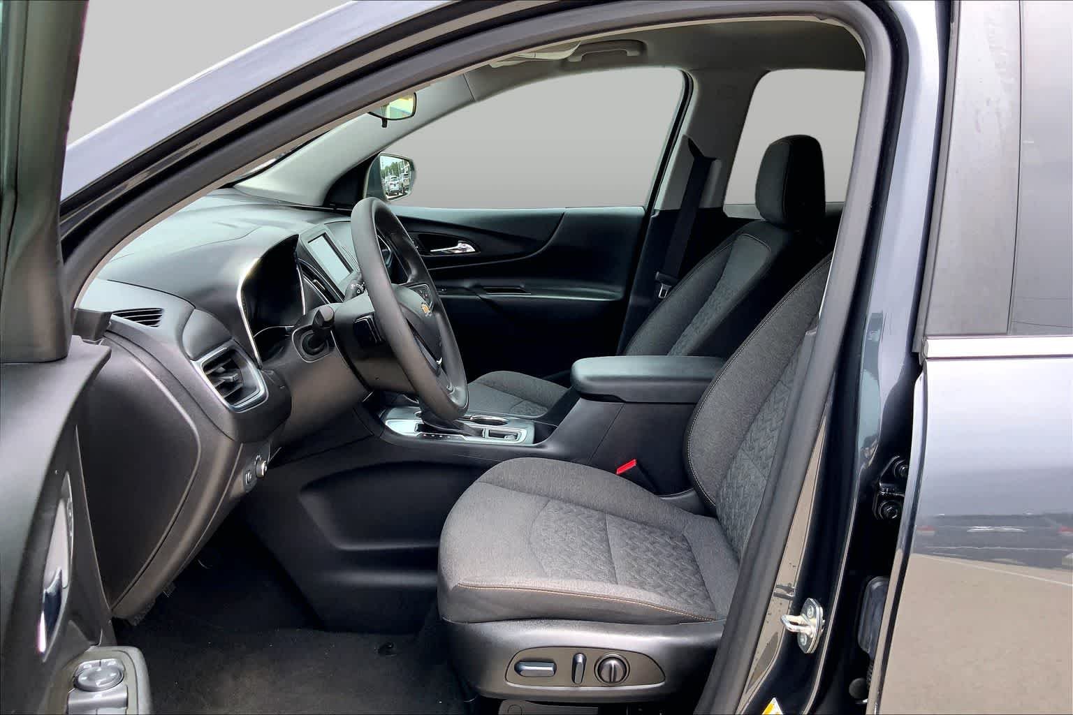 Used 2023 Iron Gray Metallic Chevrolet LT image 8
