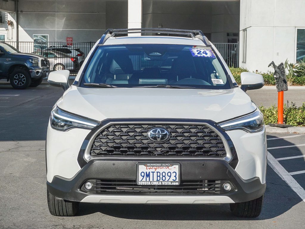 Used 2024 Beige Toyota XLE image 2