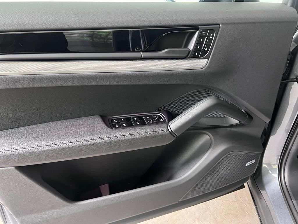 New 2026 Vanadium Grey Metallic Porsche  image 24