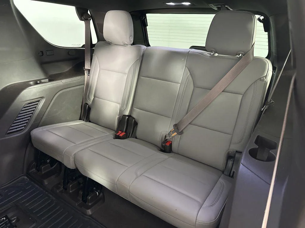 Used 2023 Pearl Chevrolet Z71 image 19