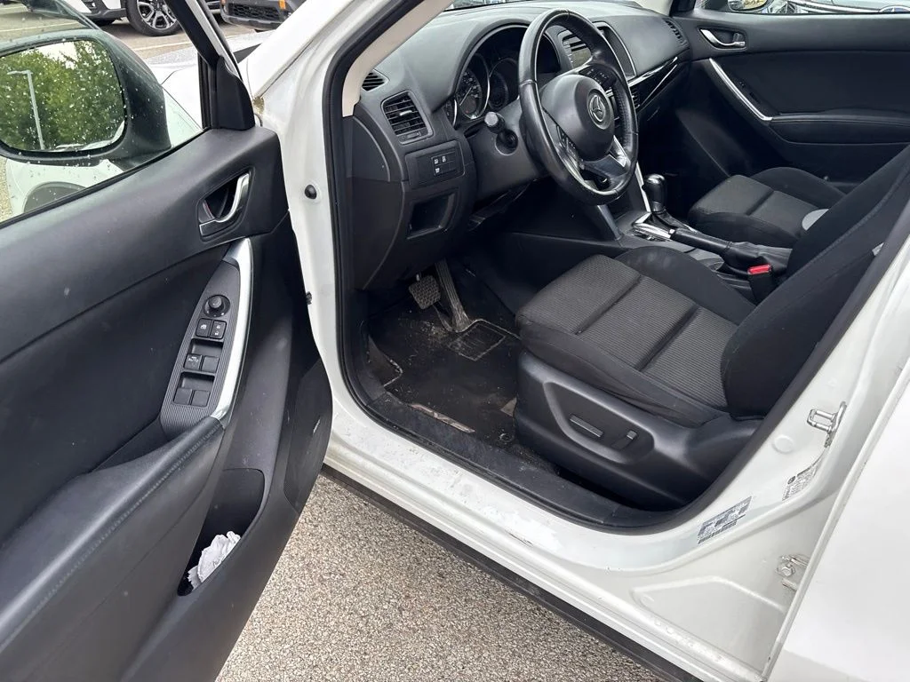 Used 2015 White Mazda Touring image 13