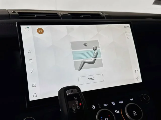 New 2026 Fuji White Land Rover S image 18