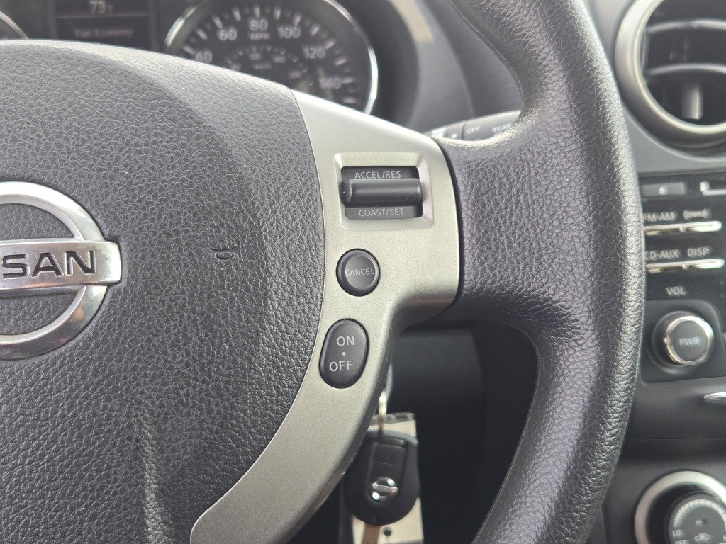Used 2015 Blue Nissan S image 28