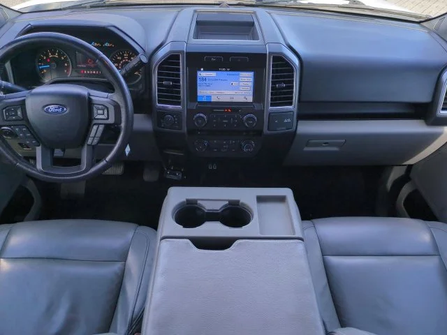 Used 2016 Oxford White Ford XLT image 15
