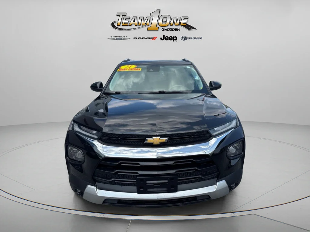 Used 2021 Mosaic Black Metallic Chevrolet LT image 4