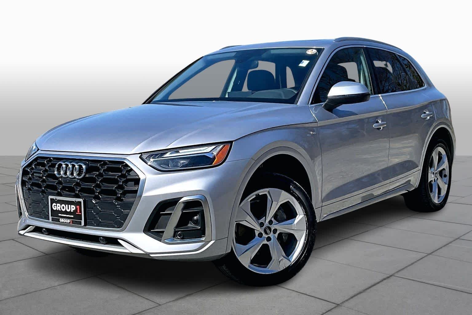 2023 Audi Q5 45 Premium Plus's photo